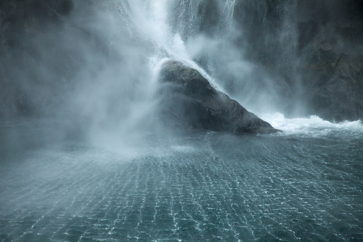 Vodopád v Milford Sound, photo