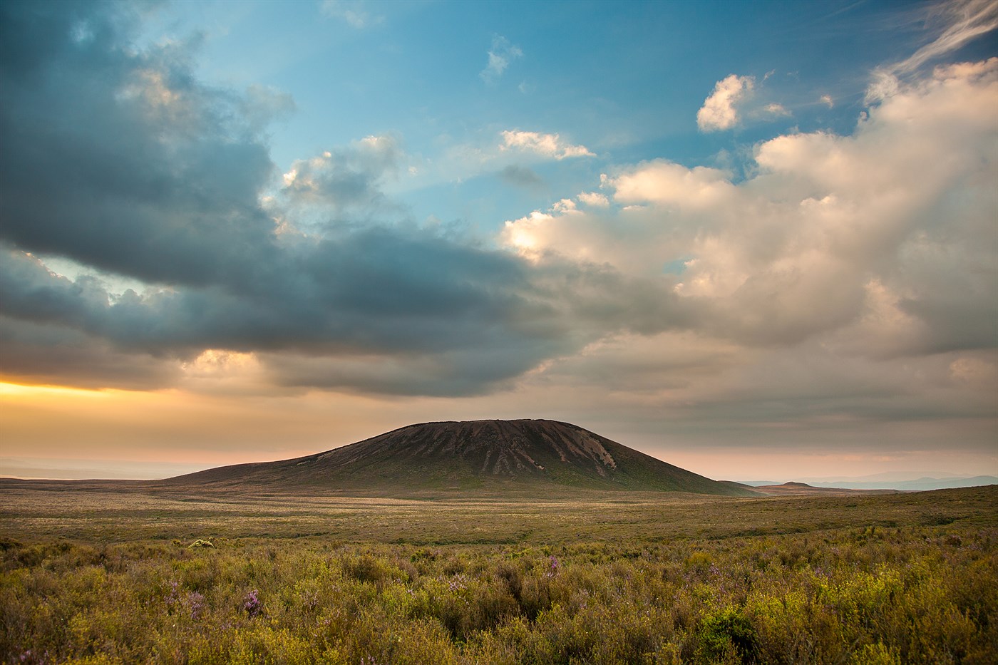 Hill on Tongariro Trek, photo