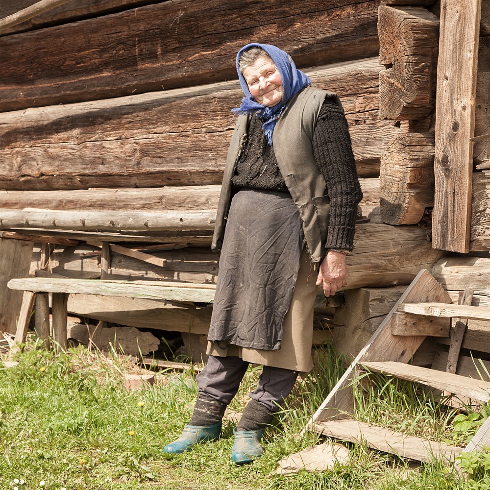 Old Woman, photo