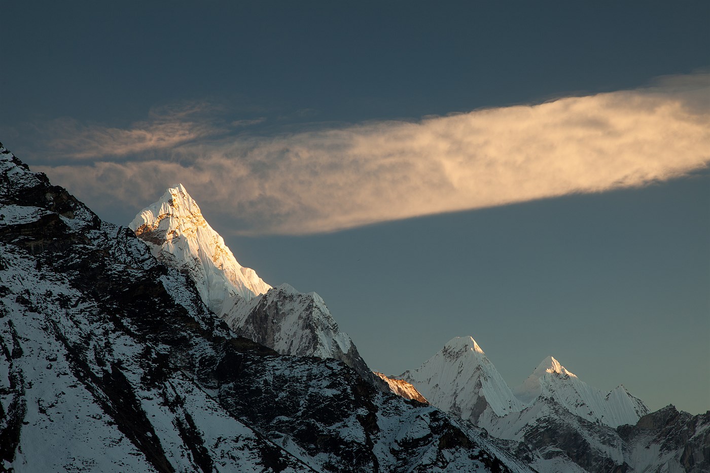 Západ slunce a Ama Dablam, photo