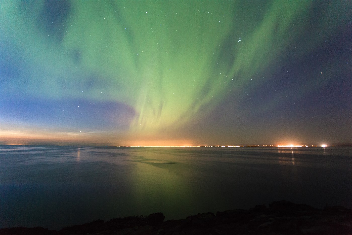 Aurora Borealis over Reykjavík, photo