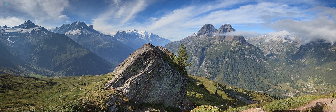 Ranní mlhy pod Mont Blankem - Panorama, photo