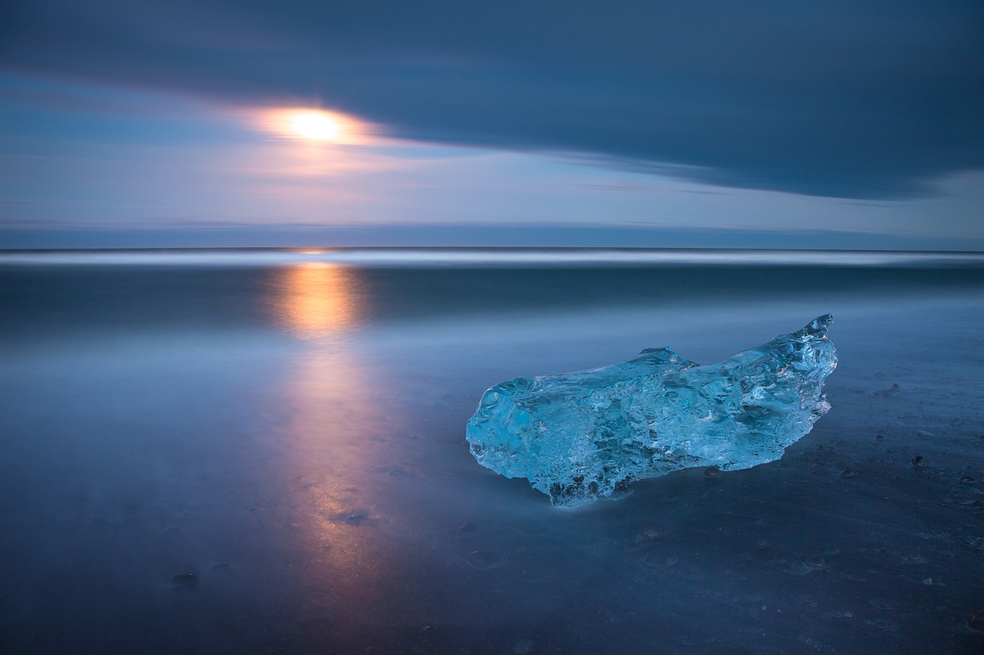 Jökulsárlón beach, photo