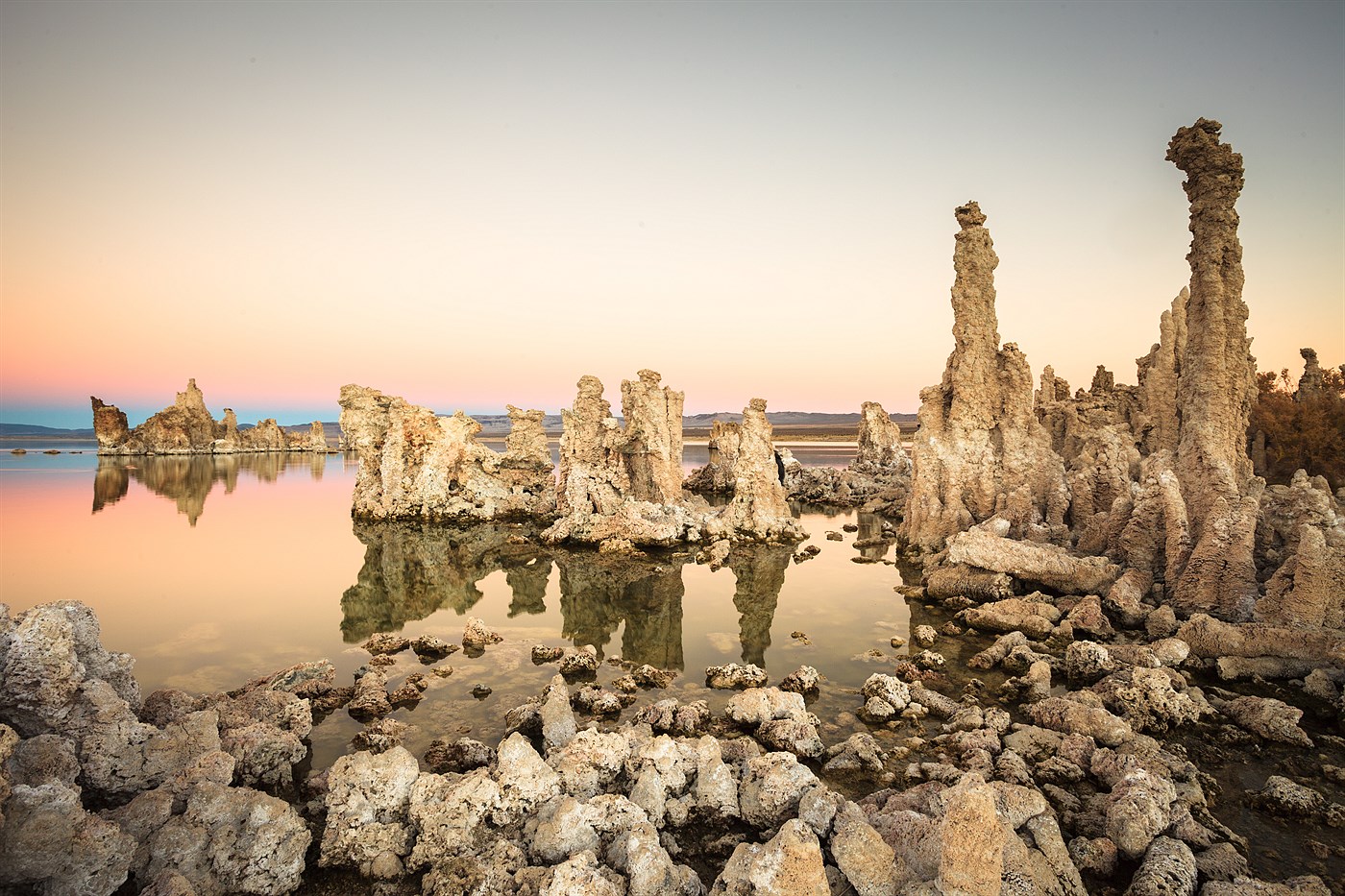 Lake Mono, photo