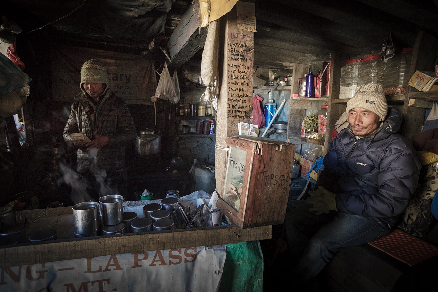 Teahouse in Thorong La, photo